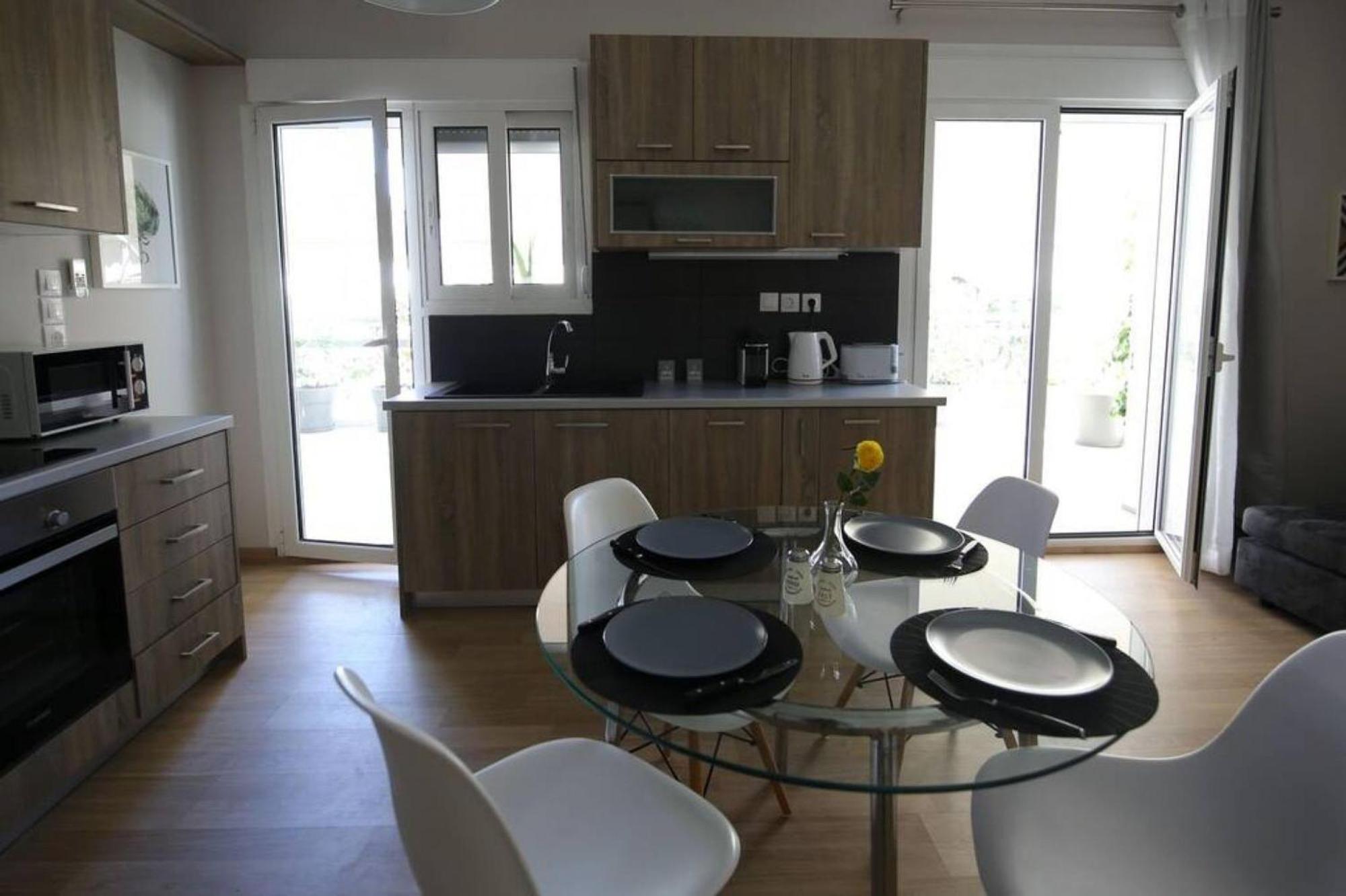 Penthouse Lux Flat With 2 Bd Next To Larissis Apartment Athens Exterior photo